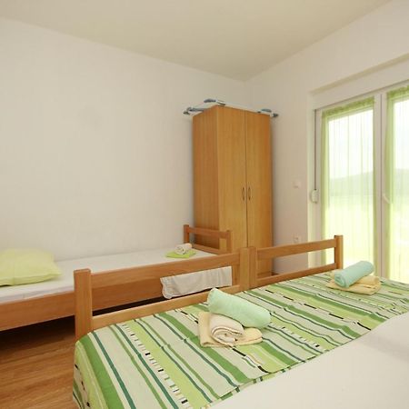 Apartments With A Parking Space Poljica, Trogir - 10010 مارينا الغرفة الصورة