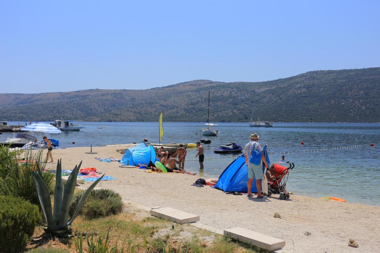 Apartments With A Parking Space Poljica, Trogir - 10010 مارينا المظهر الخارجي الصورة