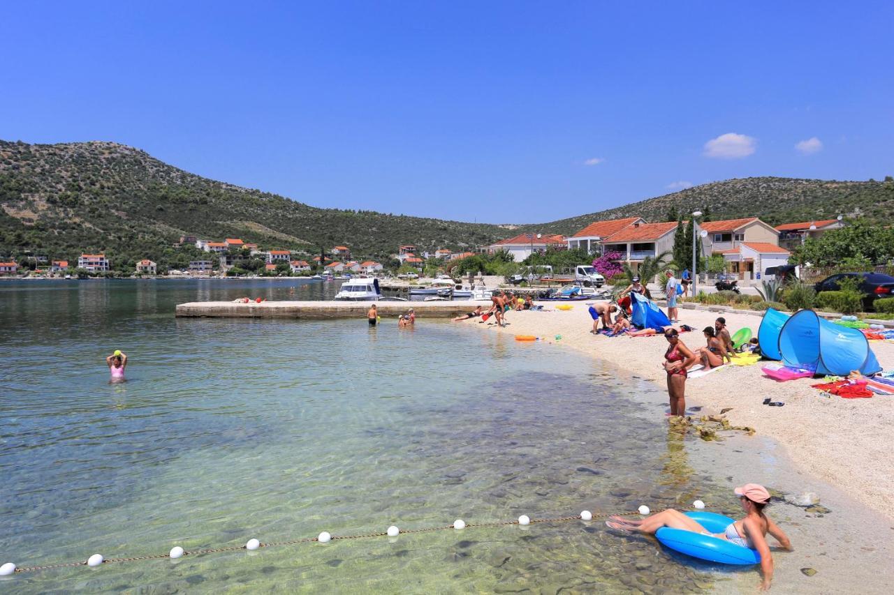 Apartments With A Parking Space Poljica, Trogir - 10010 مارينا المظهر الخارجي الصورة
