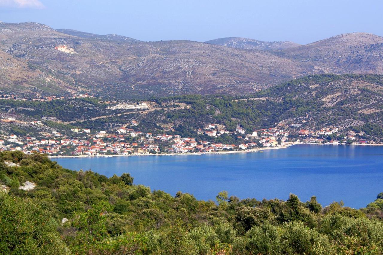 Apartments With A Parking Space Poljica, Trogir - 10010 مارينا المظهر الخارجي الصورة
