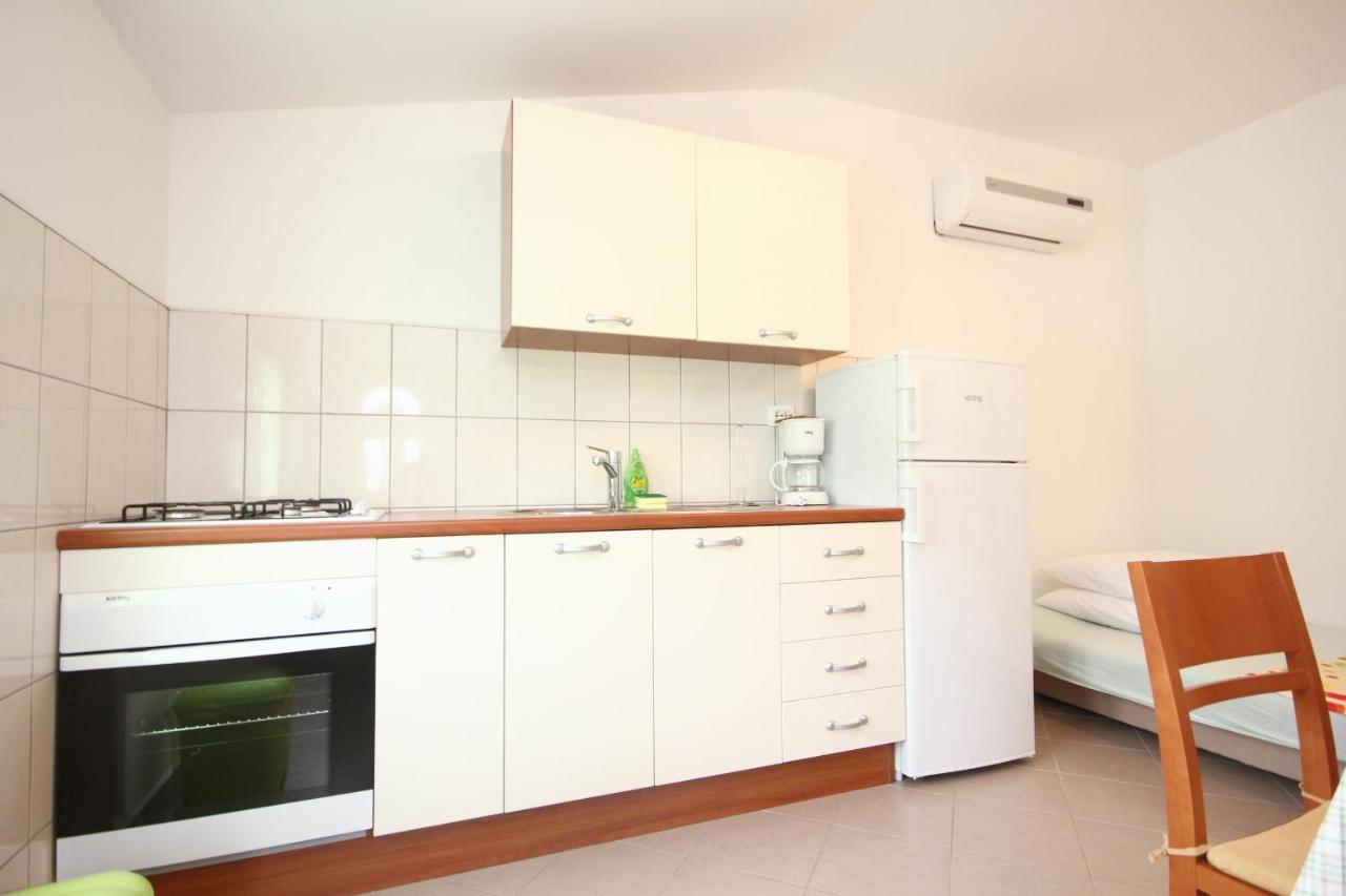 Apartments With A Parking Space Poljica, Trogir - 10010 مارينا المظهر الخارجي الصورة