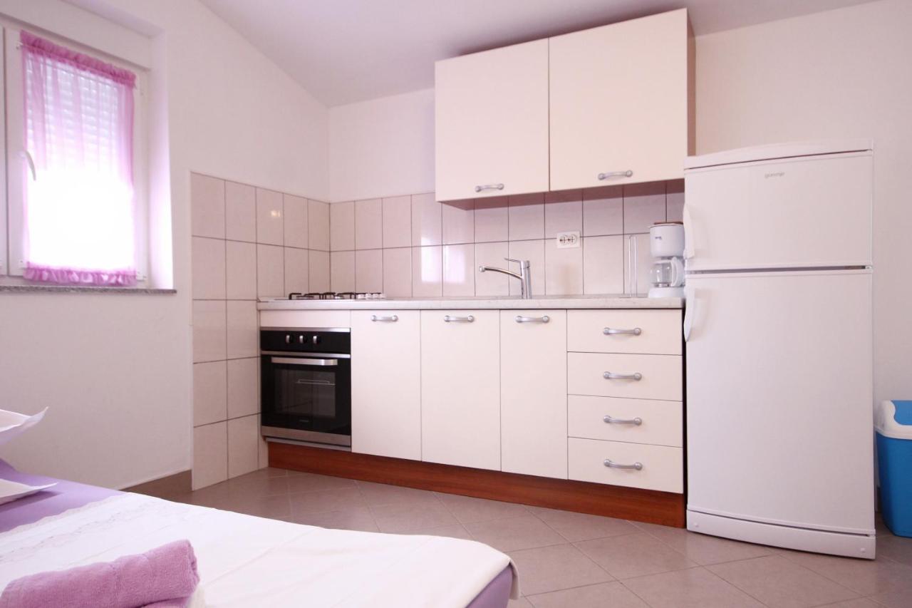 Apartments With A Parking Space Poljica, Trogir - 10010 مارينا المظهر الخارجي الصورة