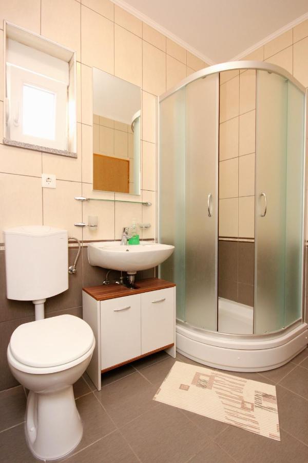 Apartments With A Parking Space Poljica, Trogir - 10010 مارينا المظهر الخارجي الصورة