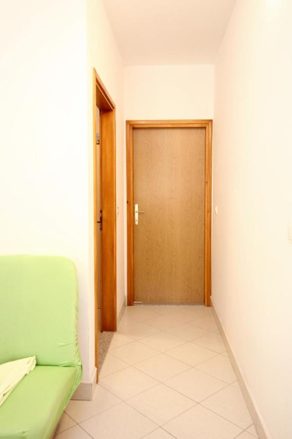 Apartments With A Parking Space Poljica, Trogir - 10010 مارينا المظهر الخارجي الصورة