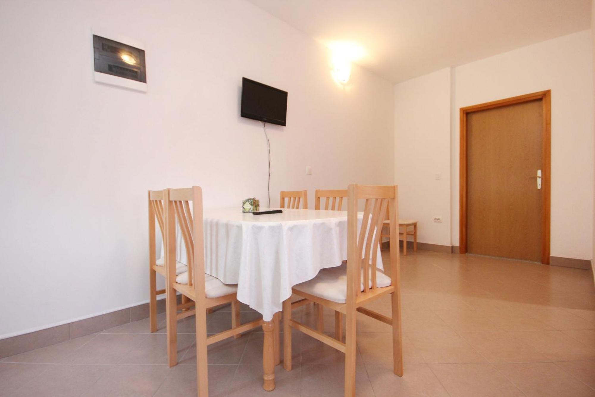 Apartments With A Parking Space Poljica, Trogir - 10010 مارينا الغرفة الصورة
